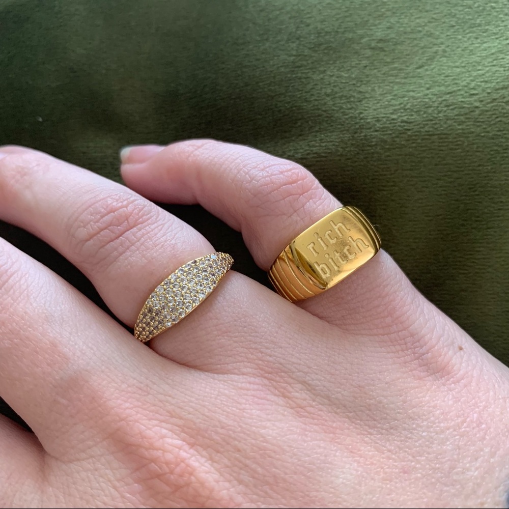 Old English Rich Bitch Gold Plated Ring - Picture 2 of 2
